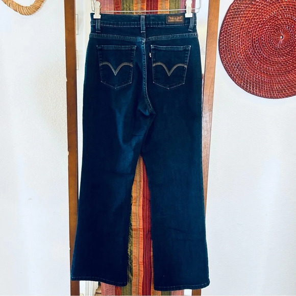 Levi’s Perfectly Slimming 512 Bootcut Black and Silver Tag size 8 - Picture 6 of 7